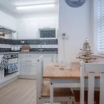 Castle Cove - 1 Bedroom Apartment - Tenby