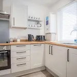 Luxurious Apartment Charlton Mews - 2 Bed - Tenby
