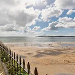 2 Bed In Tenby 91092