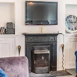 3 Bed In Tenby 86625