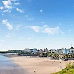 3 Bed In Tenby 86625