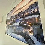 Kemendine Harbour View - Perfectly Positioned In Tenby Harbour