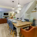 4 Bed In Tenby Fb042
