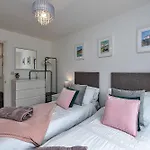 Finest Retreats - Y Lle Hapus