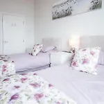 Belle Vue Court - 2 Bedroom Apartment - Tenby
