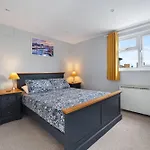 Kemendine Harbour View - Perfectly Positioned In Tenby Harbour