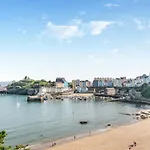 1 Bed In Tenby 83320