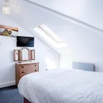 Rooftops - 1 Bedroom Apartment - Tenby