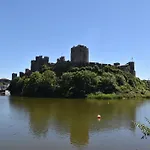 1 Bed In Tenby Fb057