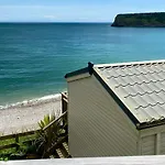 Static Caravan At Lydstep Beach