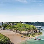 2 Bed In Tenby Fb175