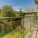 2 Bed In Tenby 88738