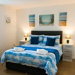 2 Bed In Tenby Fb284