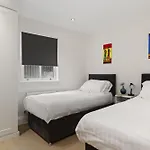 The Lookout At Goscar - Perfectly Positioned Tenby Apartment With Views