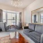 Beaufort Apartment