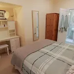 Flat 7 Mansion House