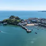 Azure - Spectacular Sea And Harbour Views