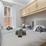 10 Mansion House - Indoor Pool Sea Views Gym