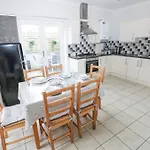 Crown Cottage