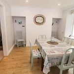 Anchor Cottage, Tenby