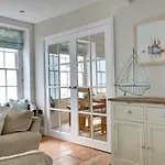 Shipwrights Cottage