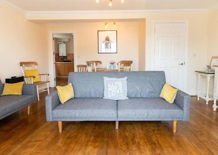 Bryn Y Mor 23 Caldey House