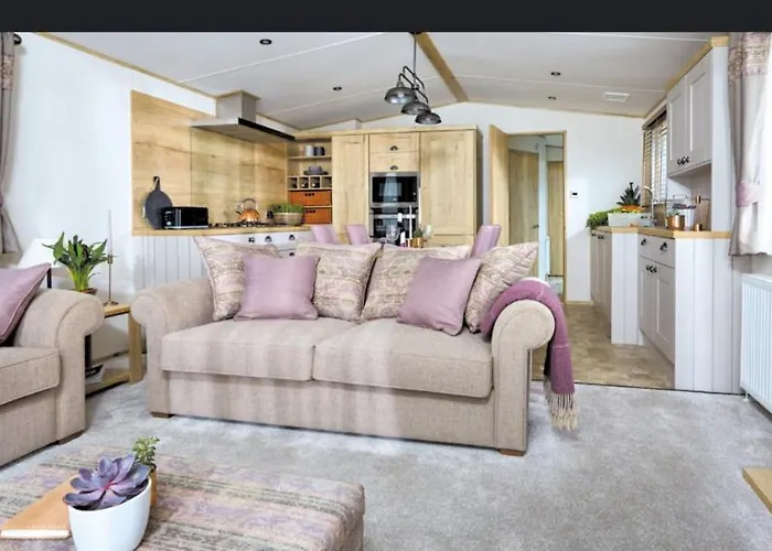 Platinum Static Caravan Hire Kiln Park Tenby