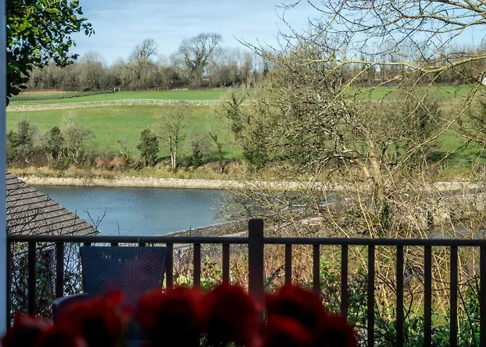 Roselea Cottage - 3 Bedroom Holiday Home - Carew