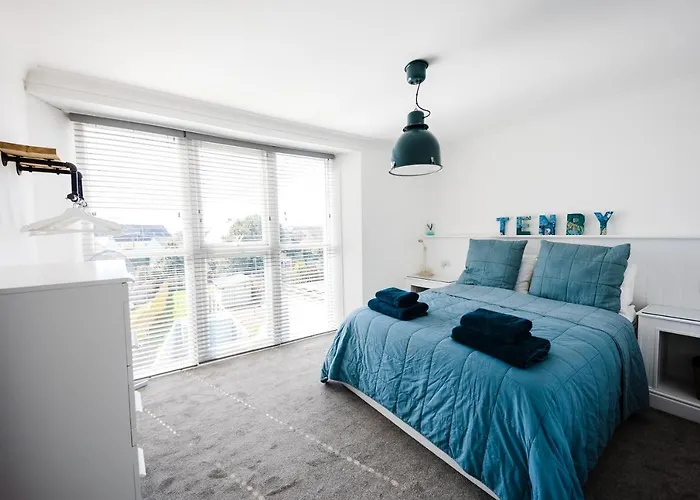 Flat 3 Flint House Tenby - Luxury Couples Apartment