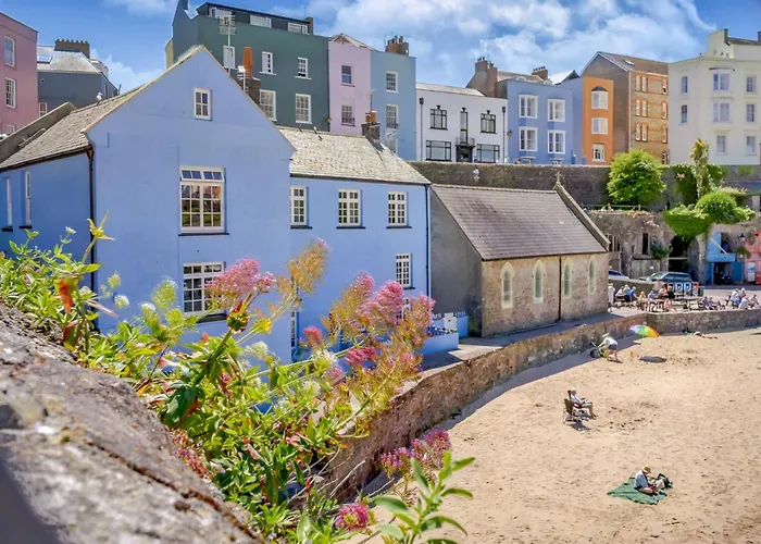 2 Bed In Tenby 88608