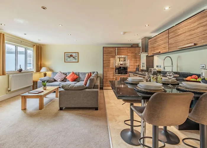 2 Bed In Tenby Fb219