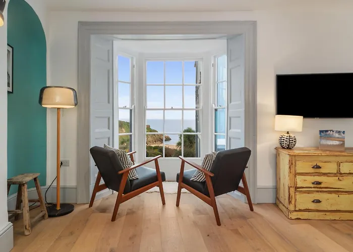 Windermere House - Sea Views Town Centre