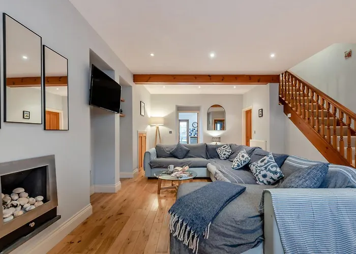 The Burrows Cottage
