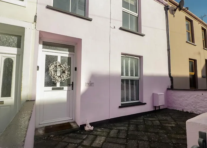 3 Somerset Place