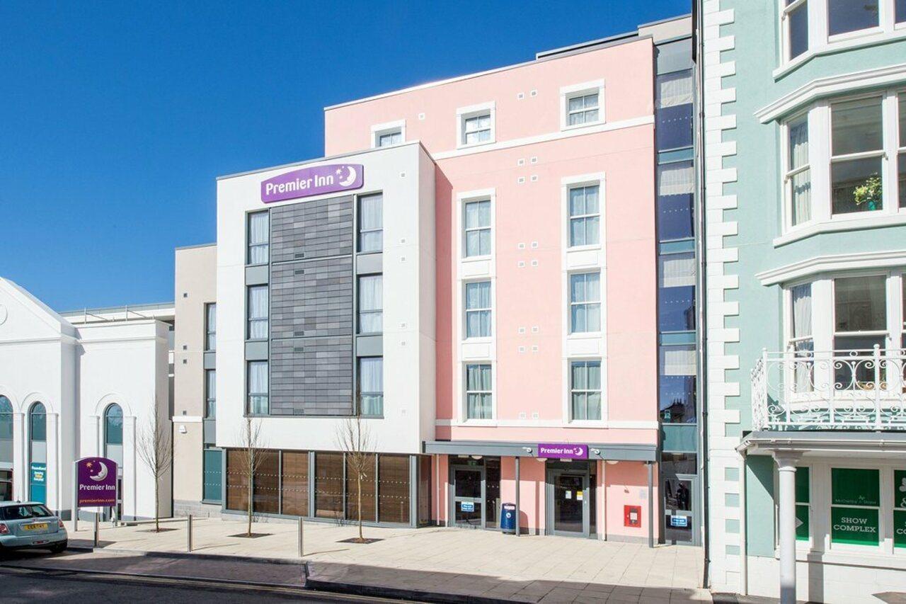 Premier Premier Town Centre Tenby