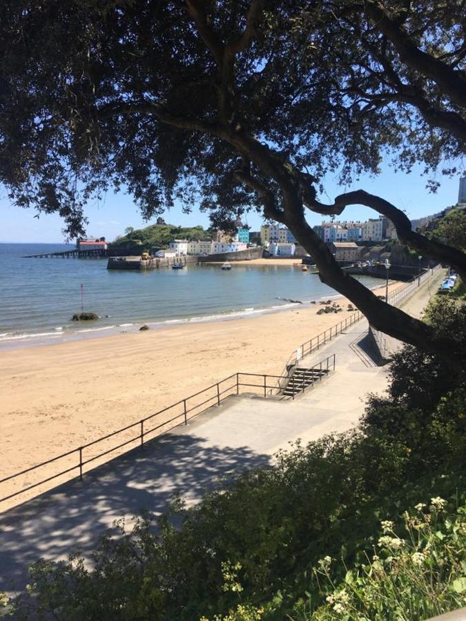 Field View - 3 Bedroom - Saint Florence * Tenby