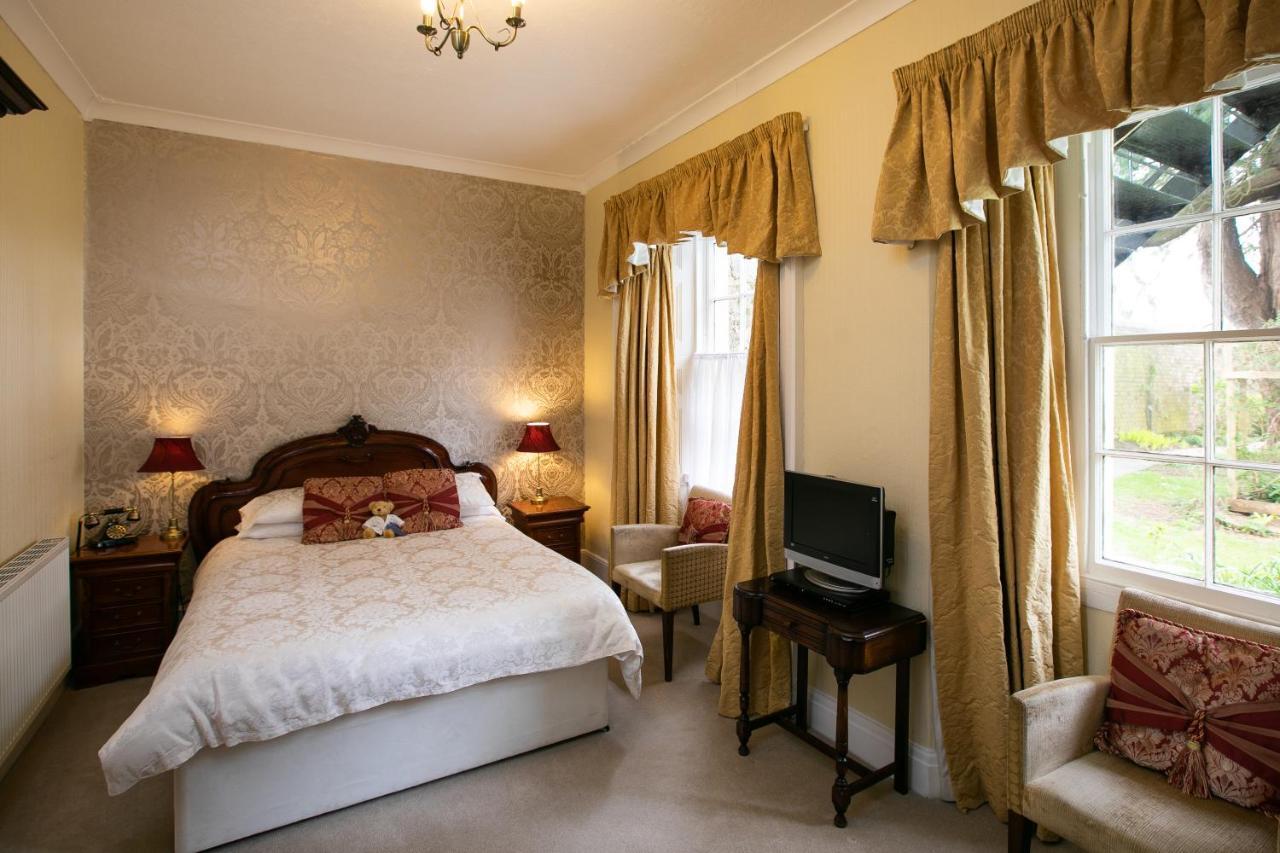 Elm Grove Bed & Breakfast
