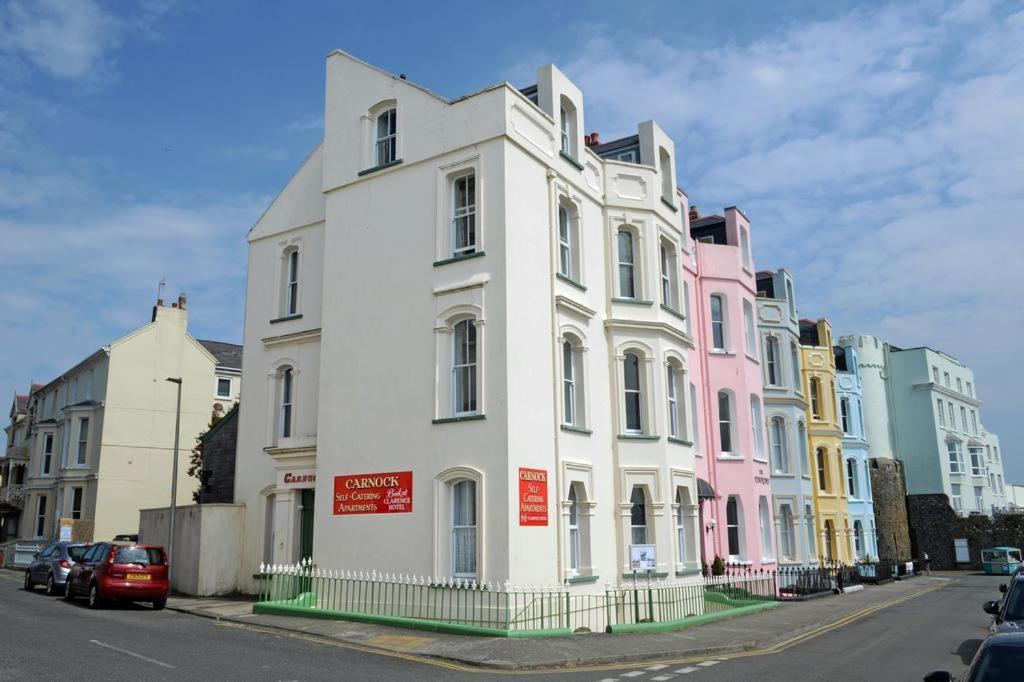 Carnock Apartment Tenby