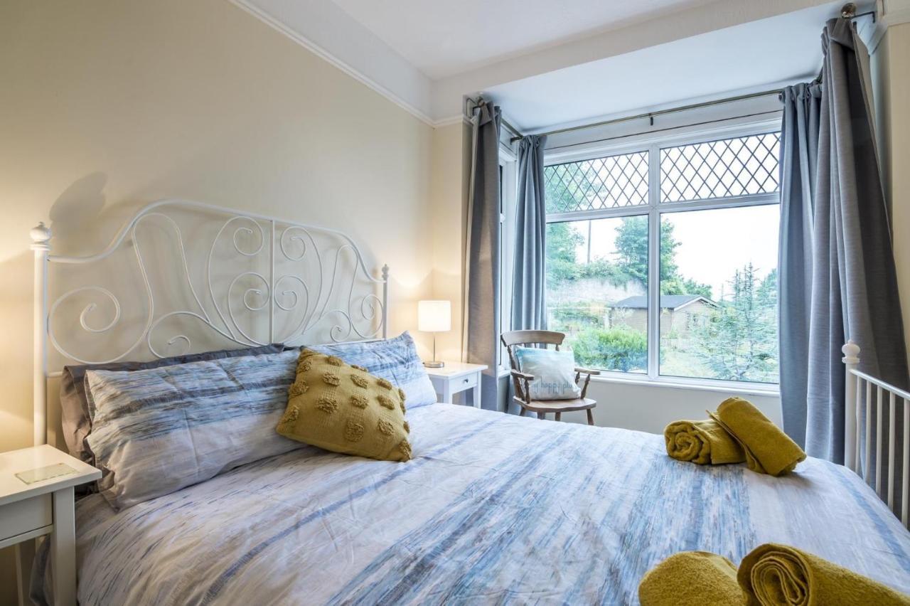 Braeside - 3 Bedroom Holiday - * Tenby