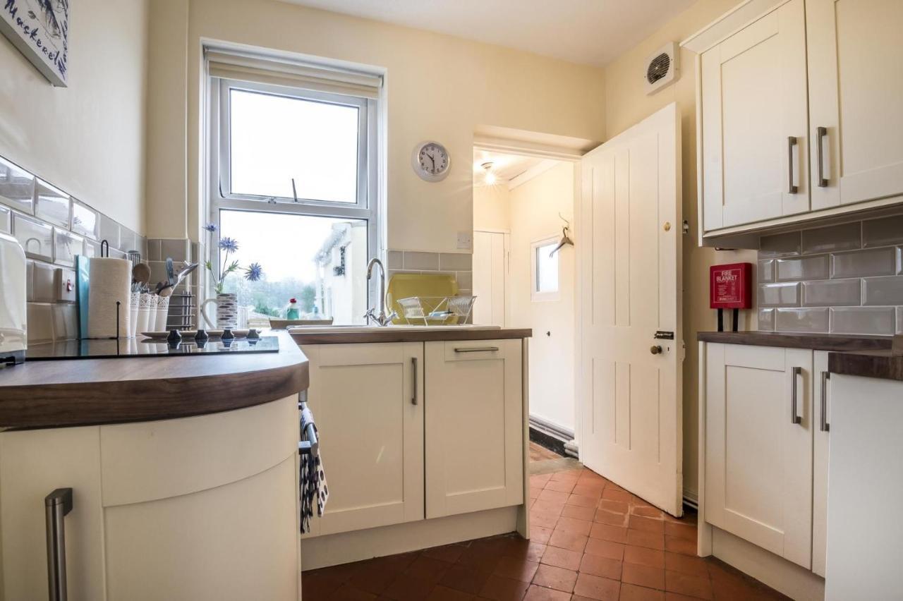 Braeside - 3 Bedroom Holiday - *