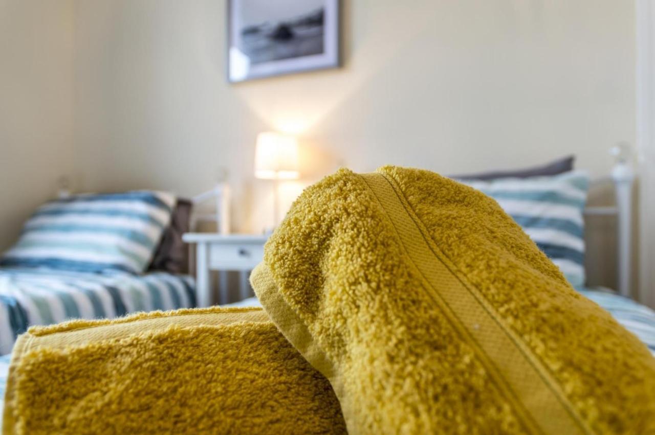 Braeside - 3 Bedroom Holiday - *