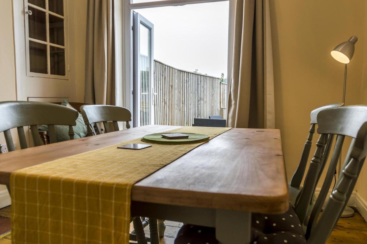 Holiday home Braeside - 3 Bedroom Holiday - Tenby