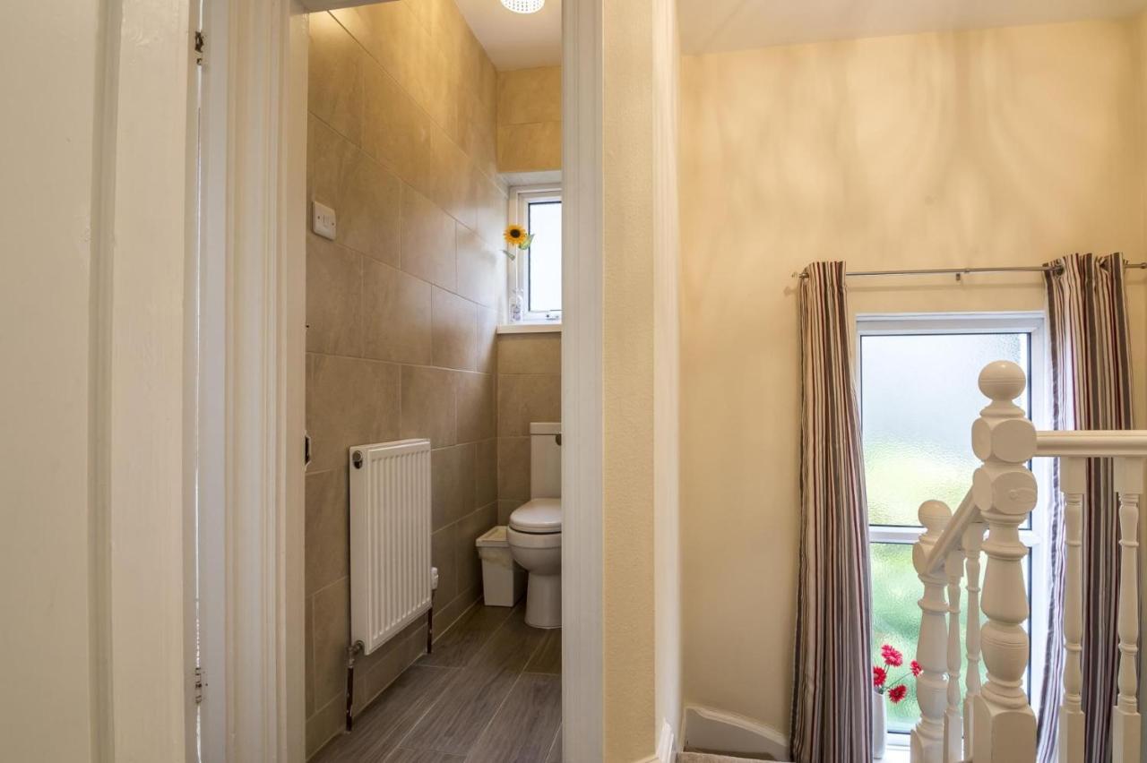 Braeside - 3 Bedroom Holiday - * Tenby