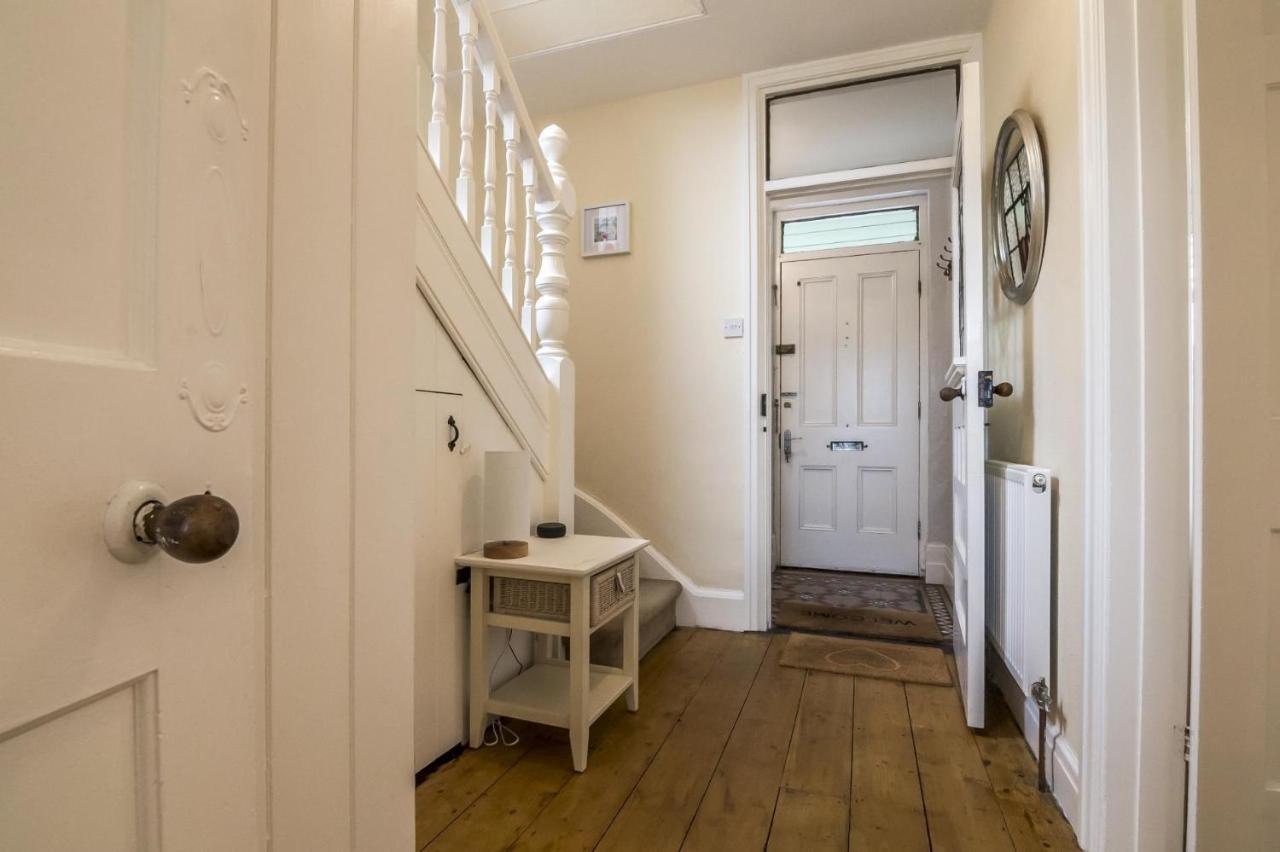 Braeside - 3 Bedroom Holiday - *