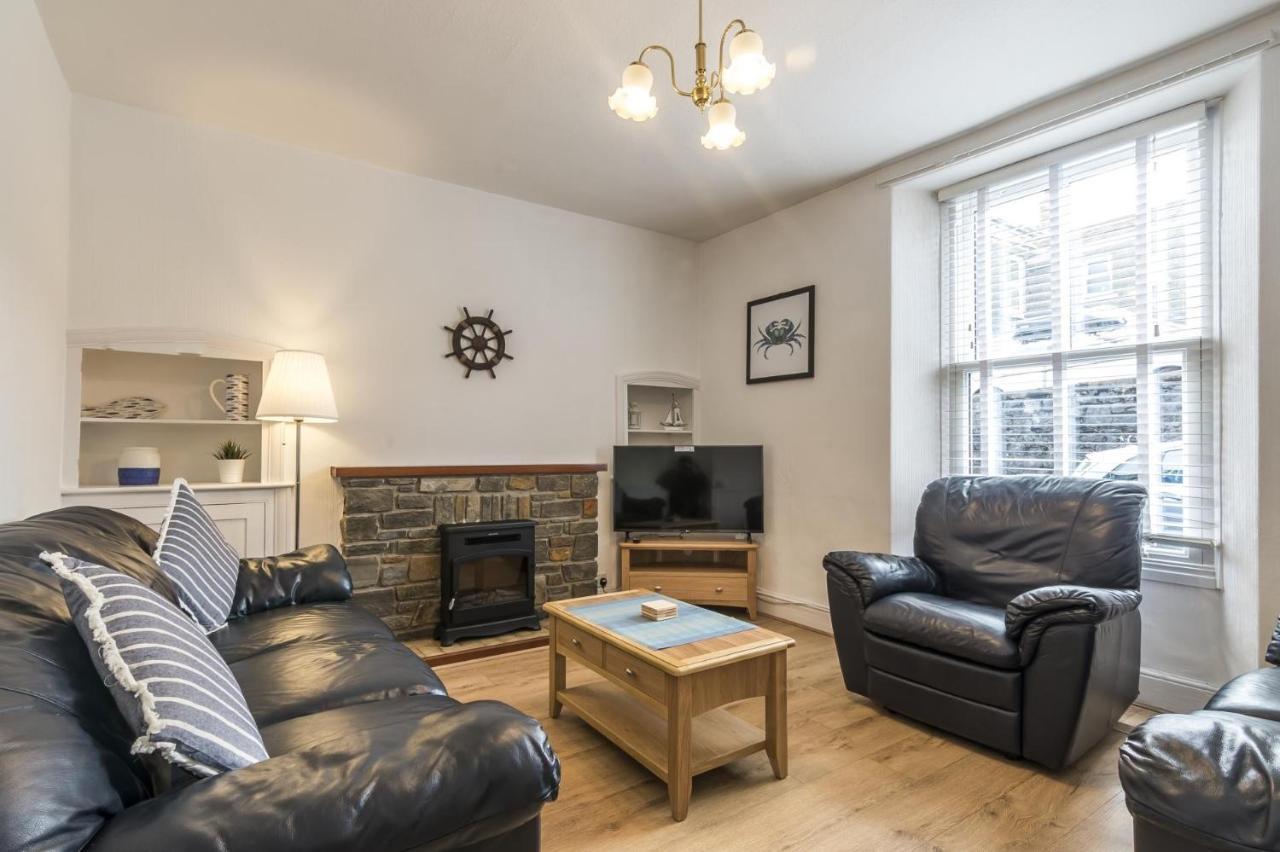 Sandy Retreat - 3 Bedroom - Tenby