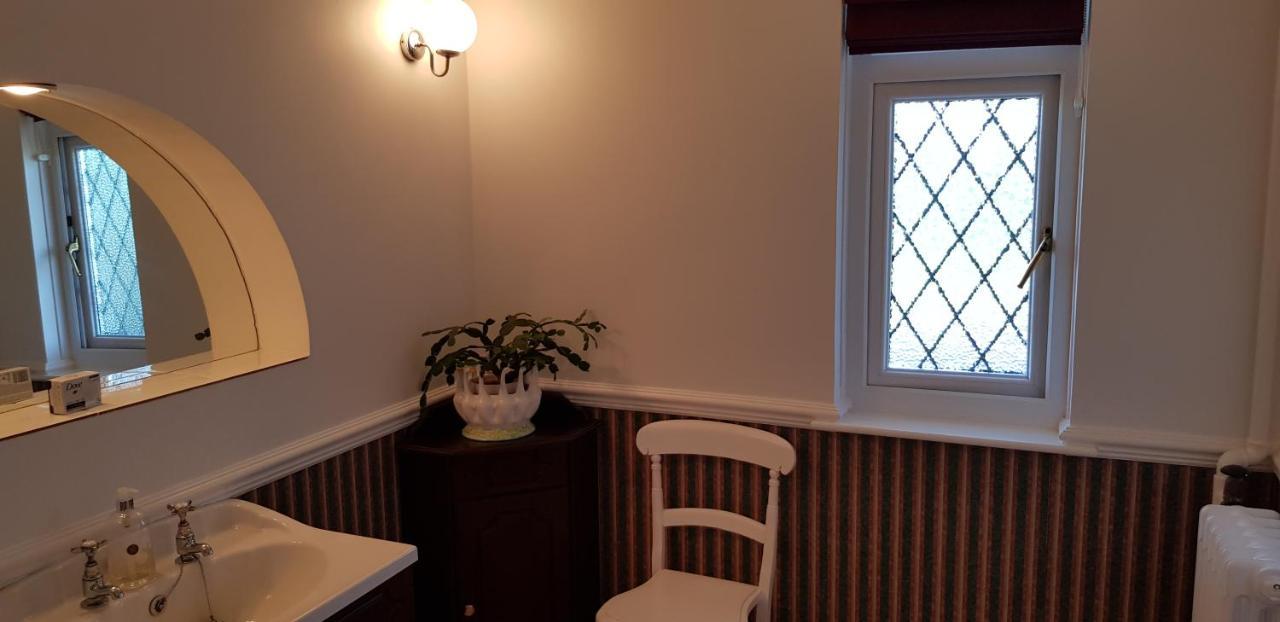 Wychwood House 2*