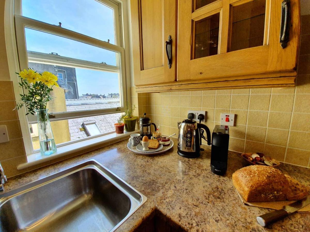 Apartment Stylish Flat In & Free Parking