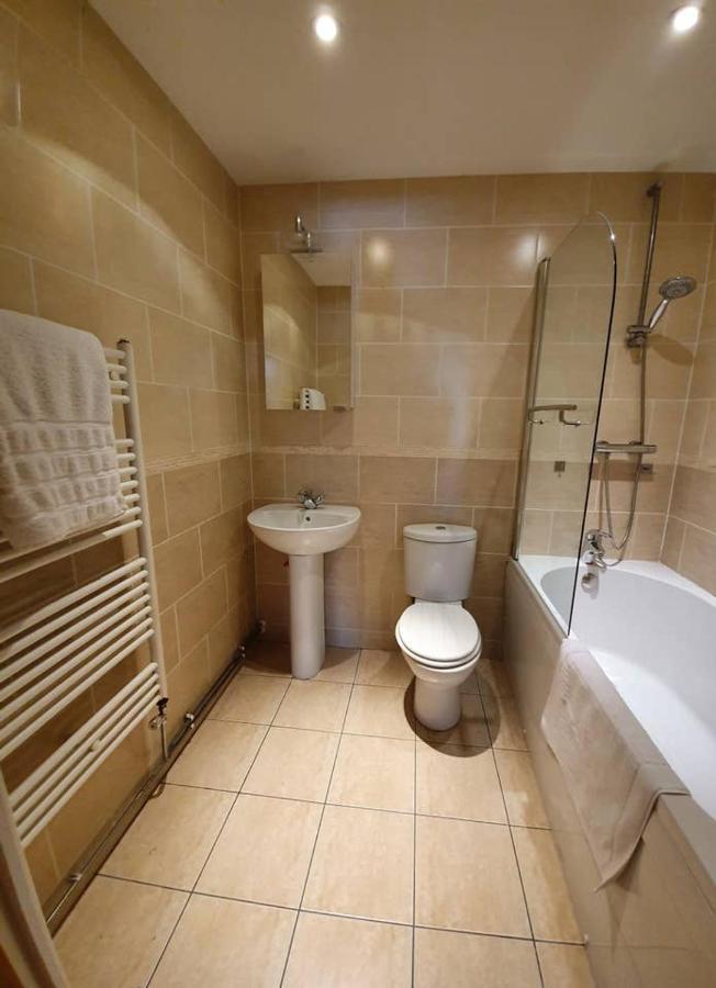 Stylish Flat In & Free Parking