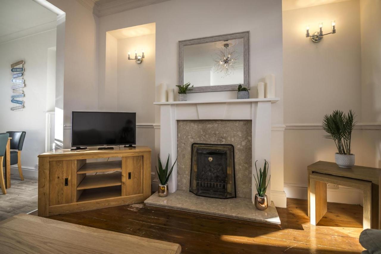 Ivydene - 3 Bedroom Holiday - Apartment Tenby