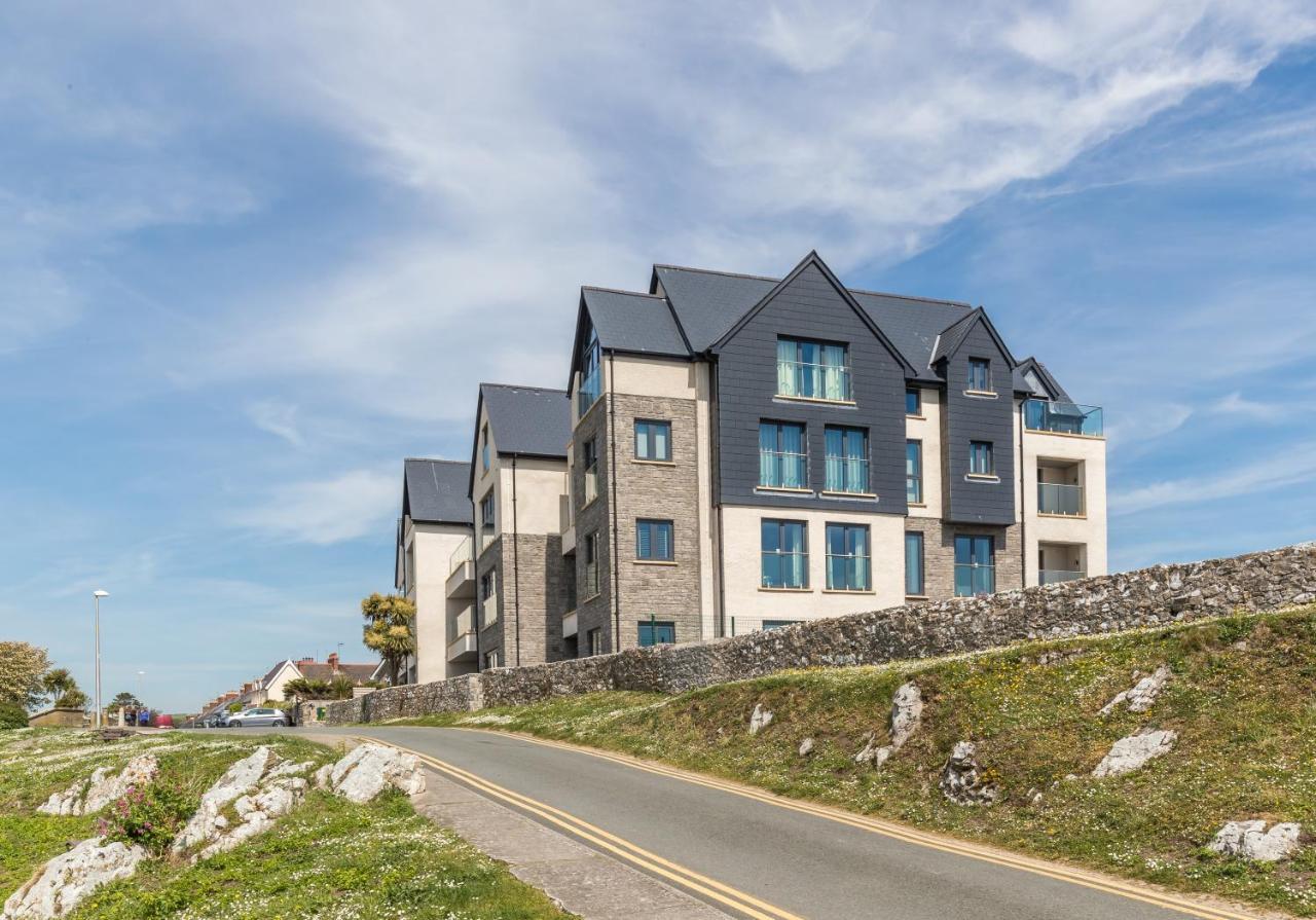11 Waterstone House Apartment